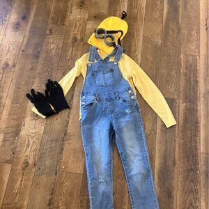 Minion Despicable Me Kids Halloween Costume, Youth Size 8